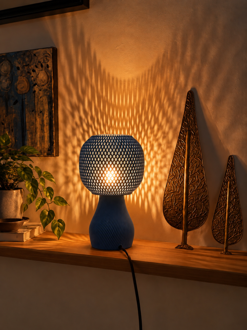 Lampe design bleu nuit en PLA biosourcé imprimée en 3D à Douai