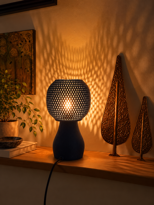Lampe design noire en PLA biosourcé imprimée en 3D à Douai